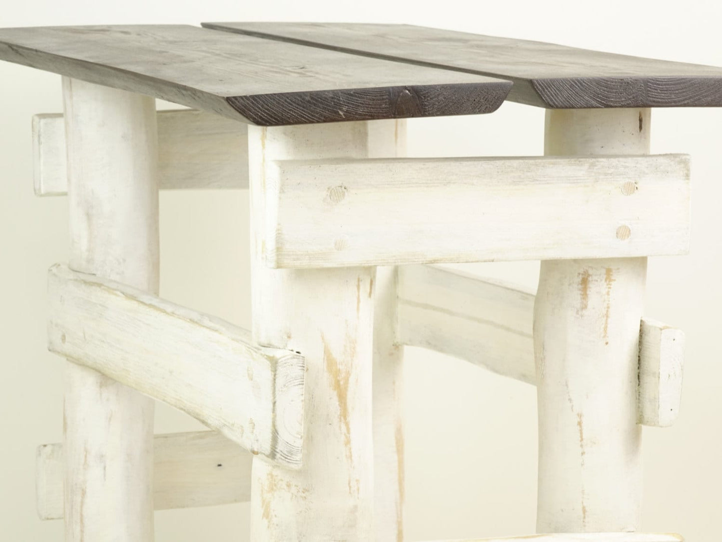 Handmade wooden bench table of reclaimed planks top Bank Couchtisch banc table basse